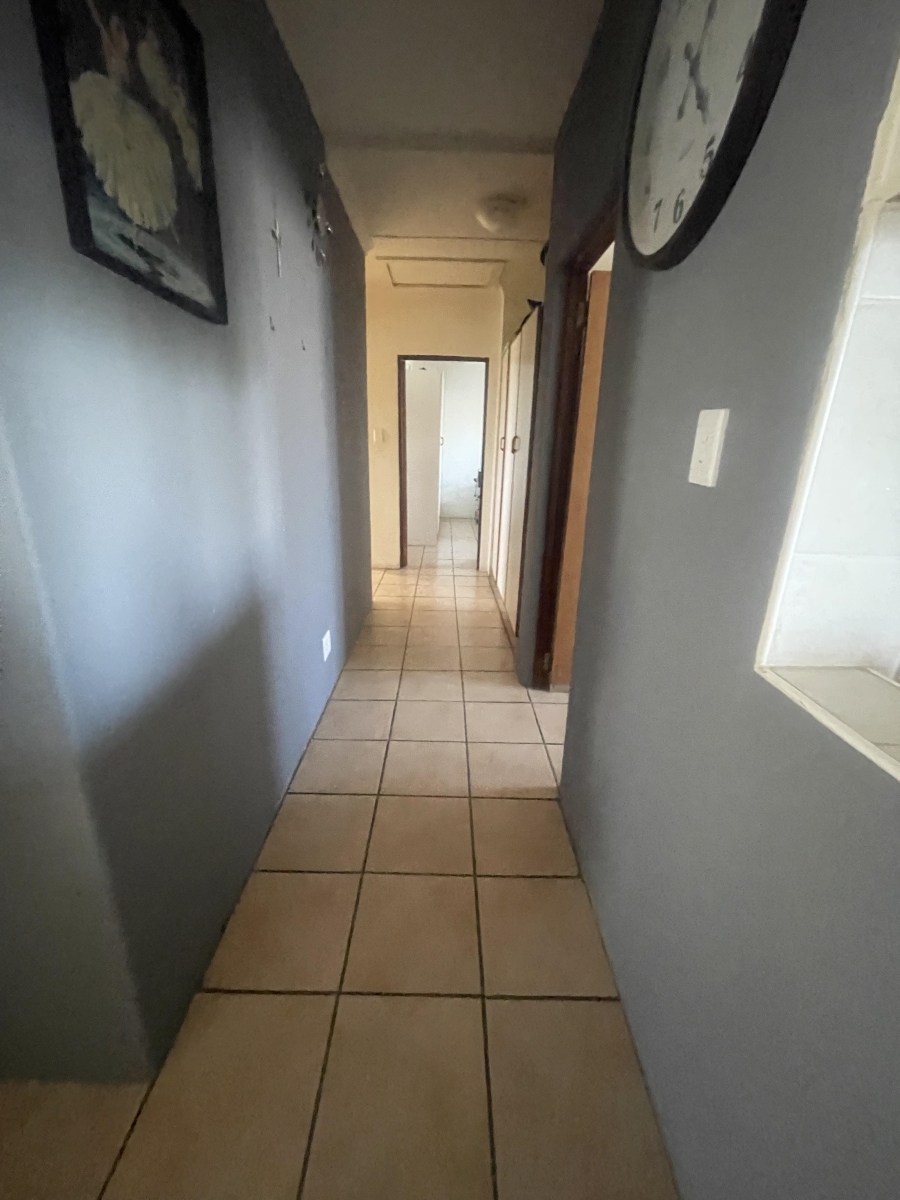 4 Bedroom Property for Sale in Cambridge West Eastern Cape